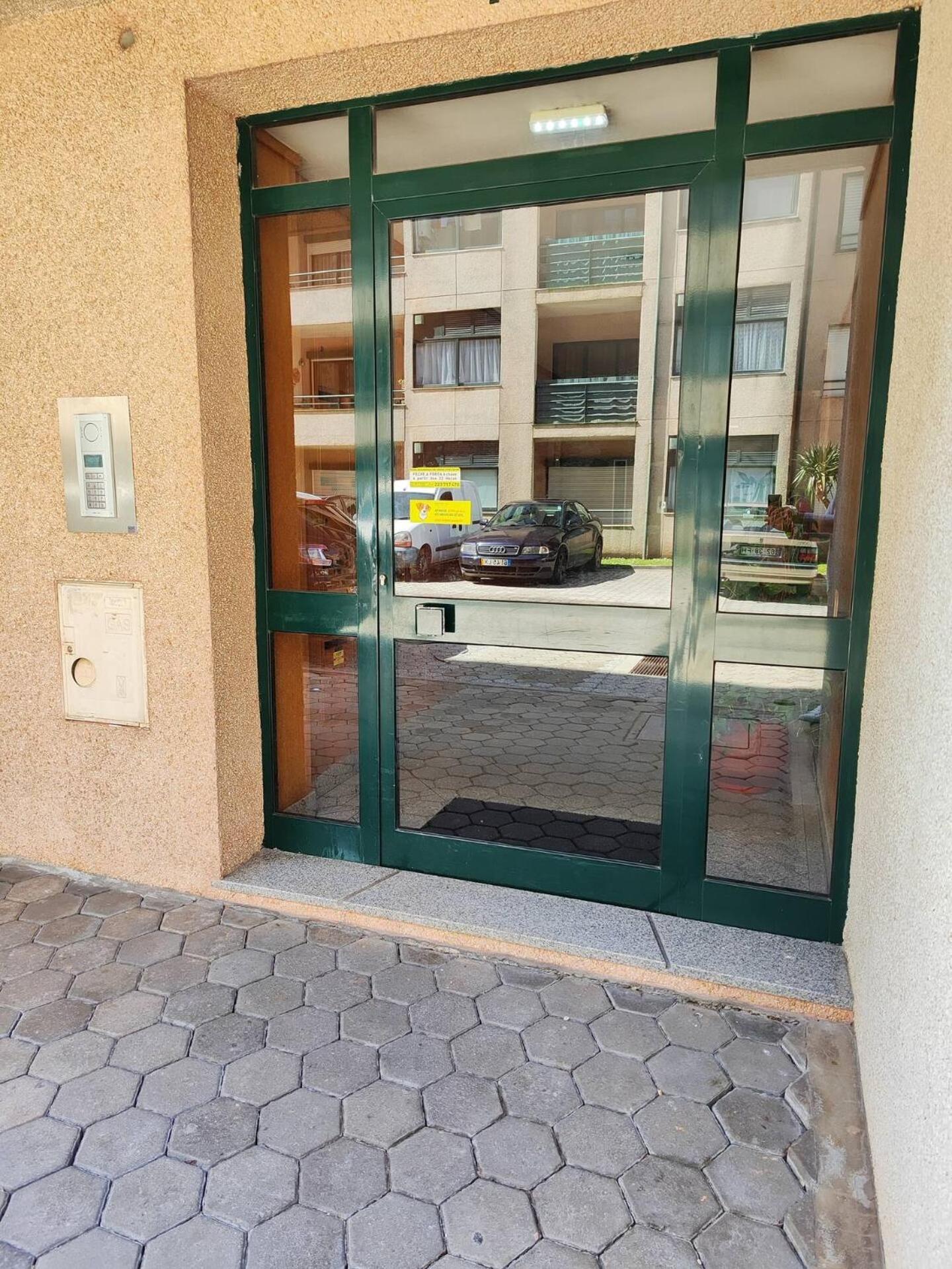 Modern 1Br For 4 - Great For Long Stays, 10 Min To Attractions Vila Nova de Gaia Exteriör bild